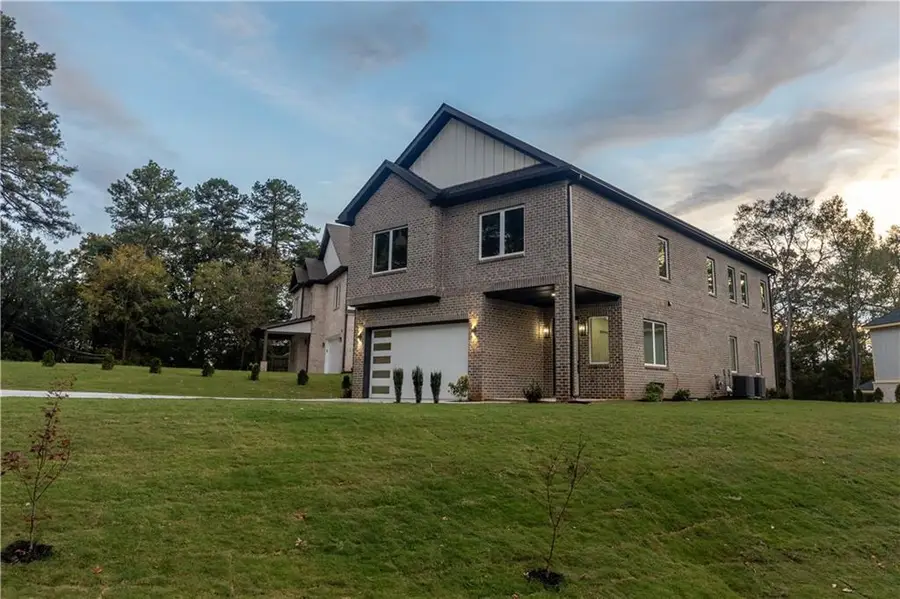 270 Honeysuckle Avenue, Lawrenceville, GA 30046 - Image #3