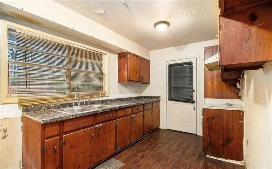 1491 Boulderwoods Drive, Gresham Park, GA 30316 - Image #3