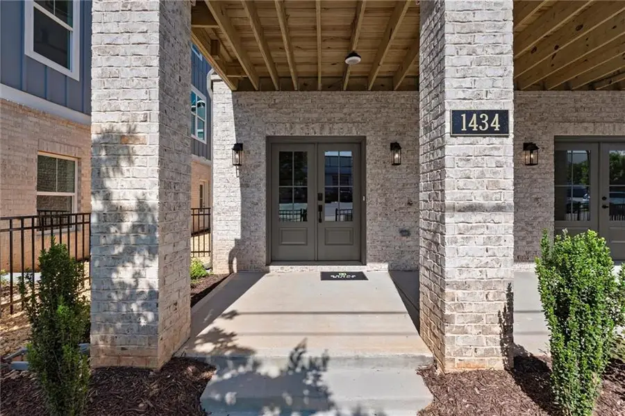1434 Fairmont Avenue, Atlanta, GA 30318 - Image #3