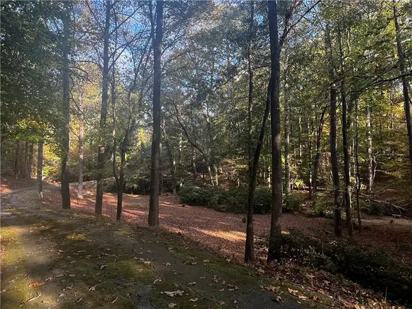 1340 W Garmon Road, Sandy Springs, GA 30327