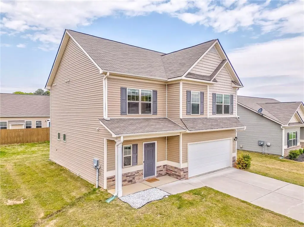 211 Birch Lane, Calhoun, GA 30701 - Image #1