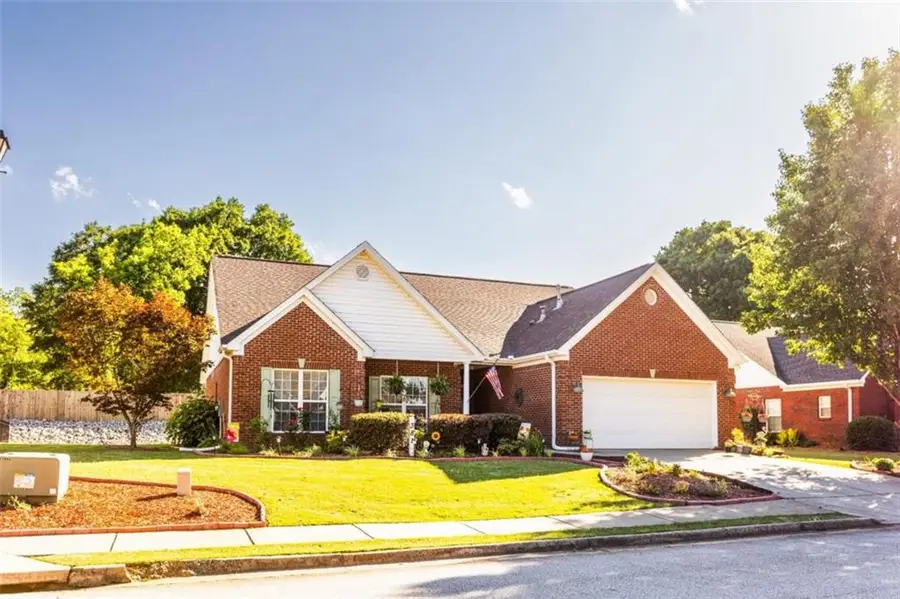 381 Crossroads Drive, Social Circle, GA 30025 - Image #2