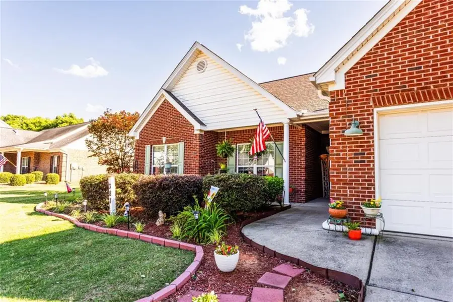 381 Crossroads Drive, Social Circle, GA 30025 - Image #3