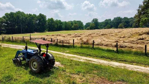 7286 County Line Road, Lula, GA 30554