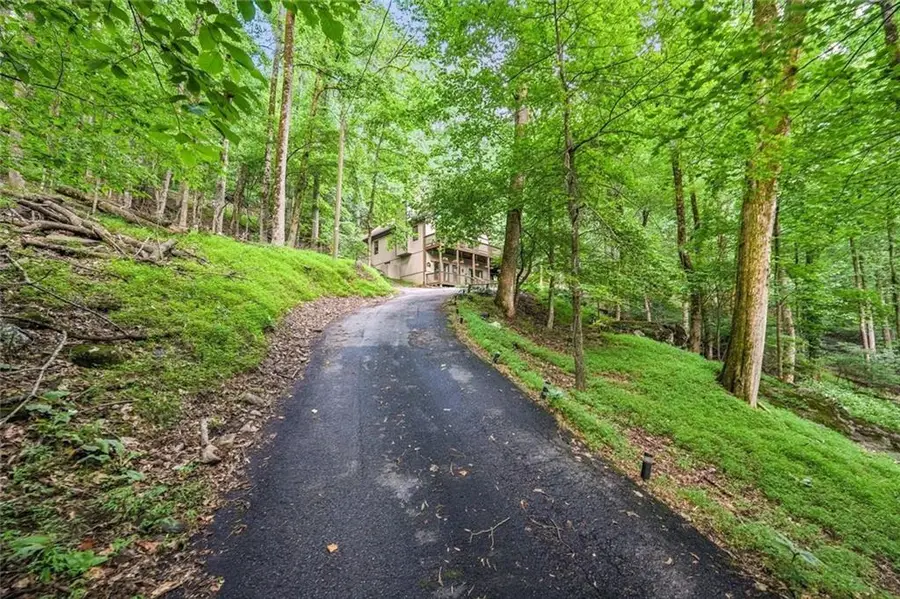 810 Little Pine Mountain Road, Jasper, GA 30143 - Image #2