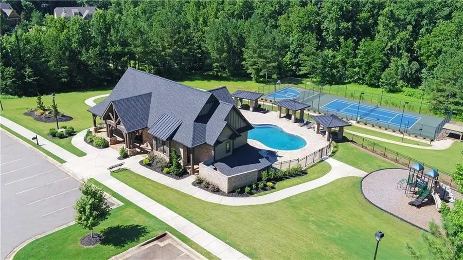 330 Water Oak Trail, Hoschton, GA 30548 - Image #3
