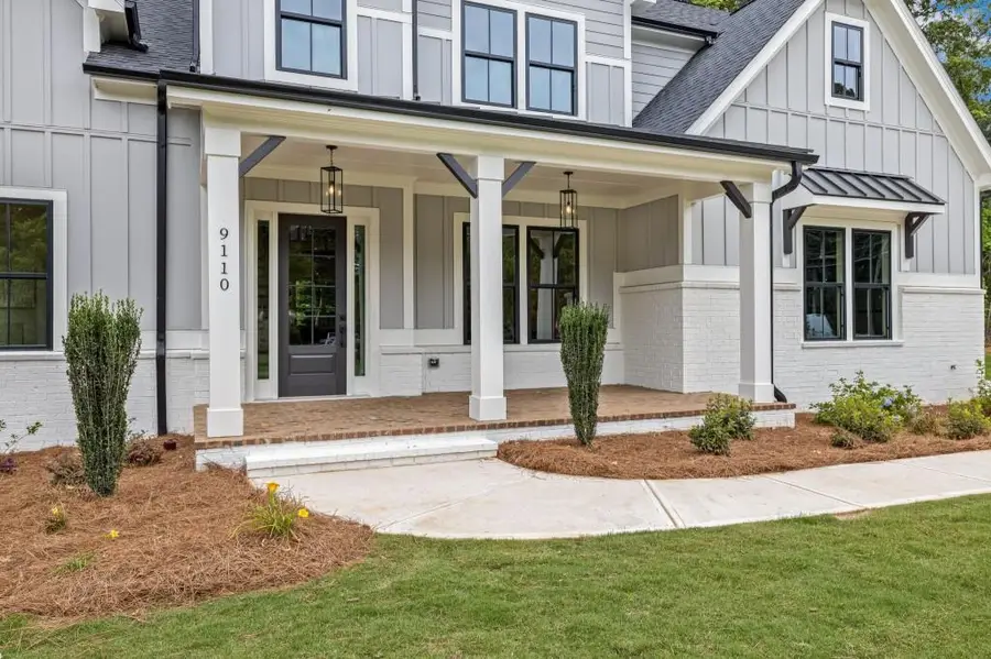 9110 Greenway Court, Gainesville, GA 30506 - Image #2