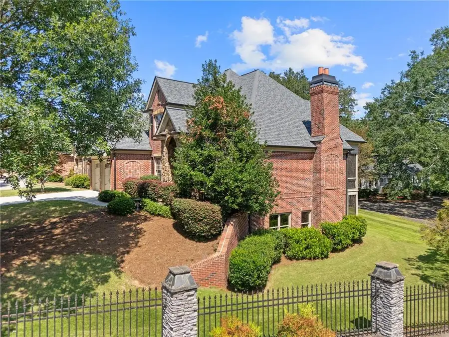 306 Vinings Walk, Gainesville, GA 30501 - Image #2