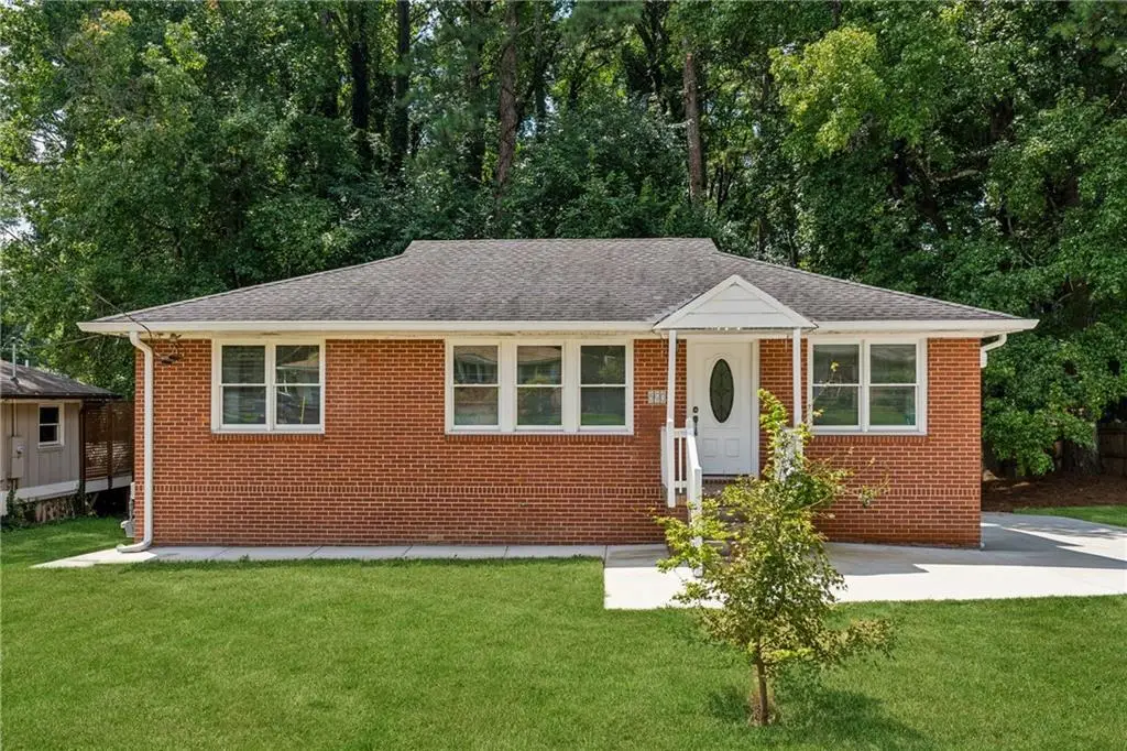 690 Green Acres Road Se, Smyrna, GA 30080 - Image #1