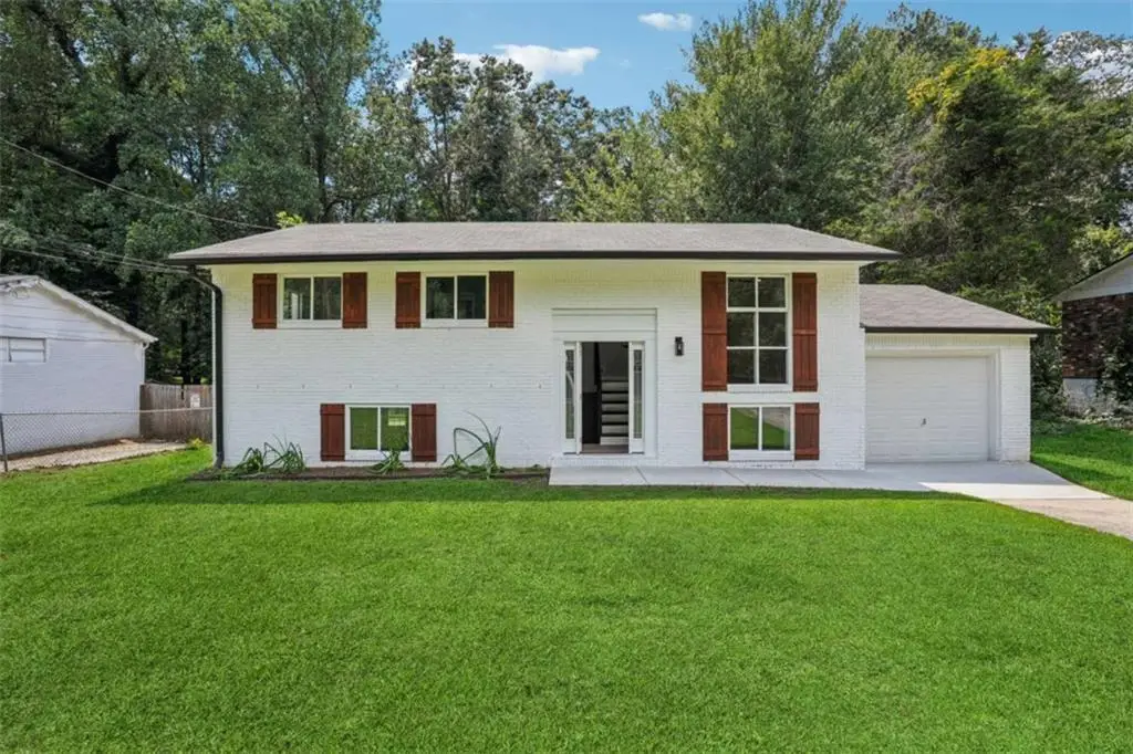 1349 Heather Circle, Riverdale, GA 30296 - Image #1