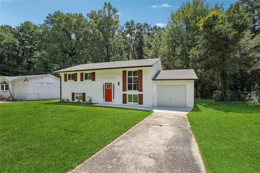 1349 Heather Circle, Riverdale, GA 30296 - Image #2