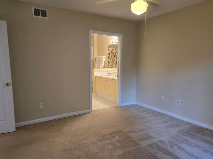 812 Vinings Forest Lane Se, Smyrna, GA 30080 - Image #3