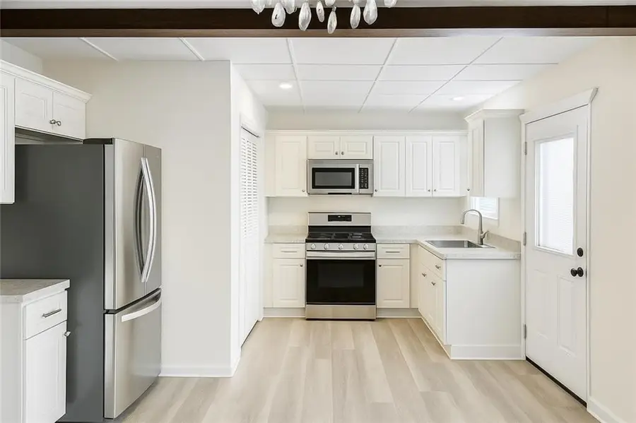 673 Lyric Way Nw, Atlanta, GA 30318 - Image #2