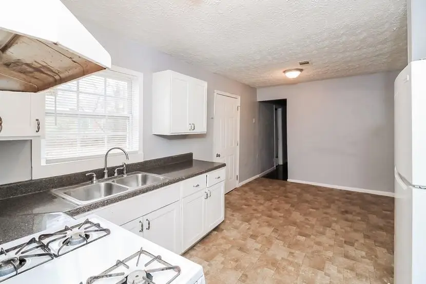 491 Bolton Road Nw, Atlanta, GA 30331 - Image #3