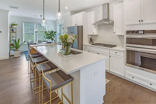 6643 Beacon Drive, Atlanta, GA 30328