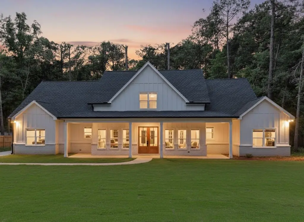 502 Camp Lake Road Sw, Monroe, GA 30655 - Image #1