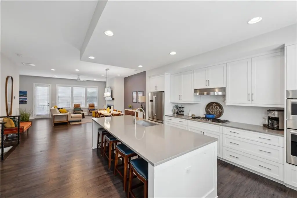 215 Arizona Avenue Ne #3, Atlanta Decatur, GA 30307 - Image #1