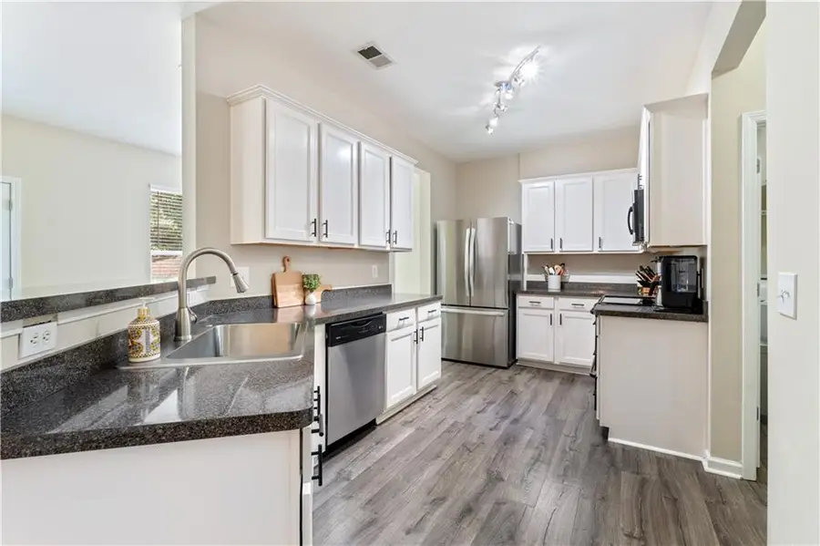 136 Wiley Parc Circle, Woodstock, GA 30188 - Image #2