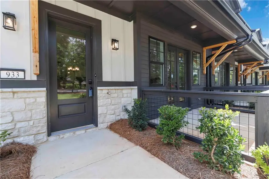 933 Willingham Drive #9, Hapeville, GA 30354 - Image #3