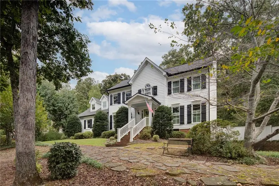 2000 Trotters Ridge Way, Roswell, GA 30075 - Image #2