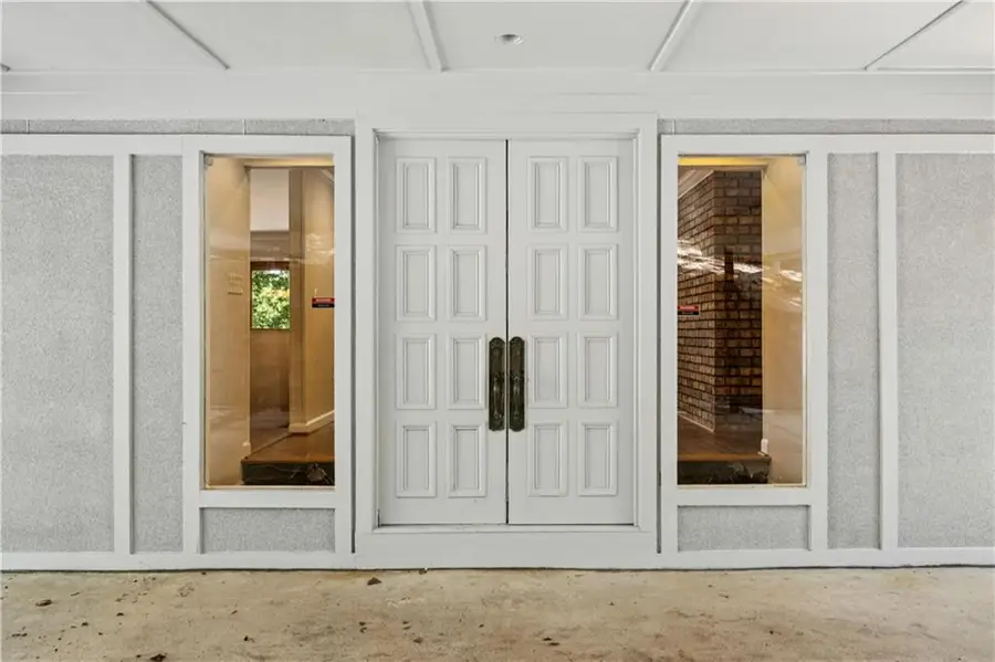 5098 Riverview Road, Atlanta, GA 30327 - Image #2