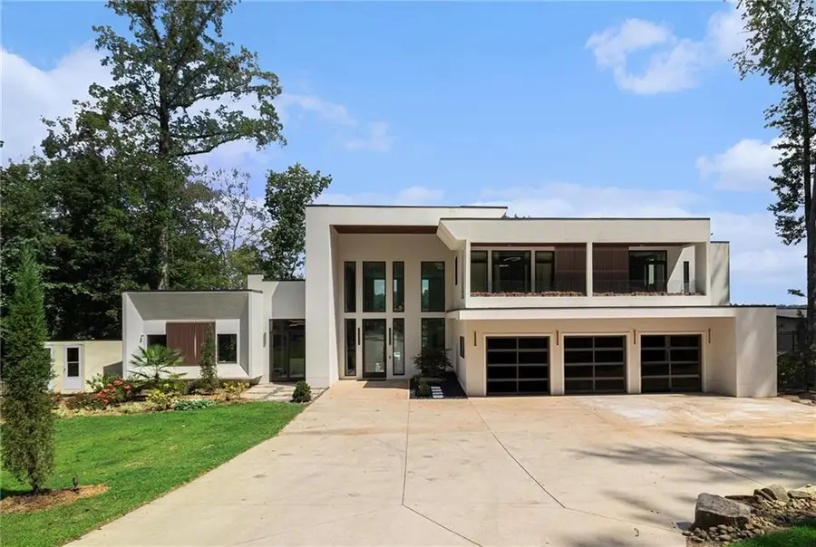 2730 Emerald Drive, Jonesboro, GA 30236 - Image #2