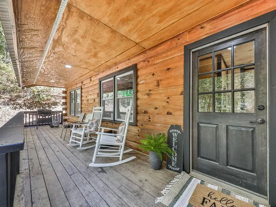 1166 Upper Sweetwater Trail Se, White, GA 30184 - Image #2