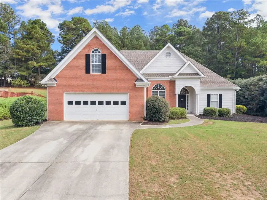 642 Shady Willow Lane, Loganville, GA 30052 - Image #2