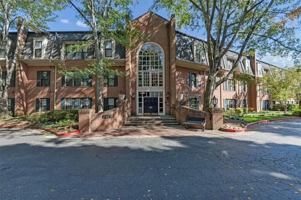 24315 Plantation Drive Ne, Atlanta, GA 30324 - Image #1