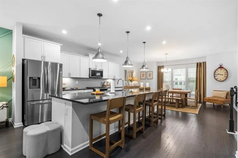 1098 Caruso Drive, Buford, GA 30518 - Image #2