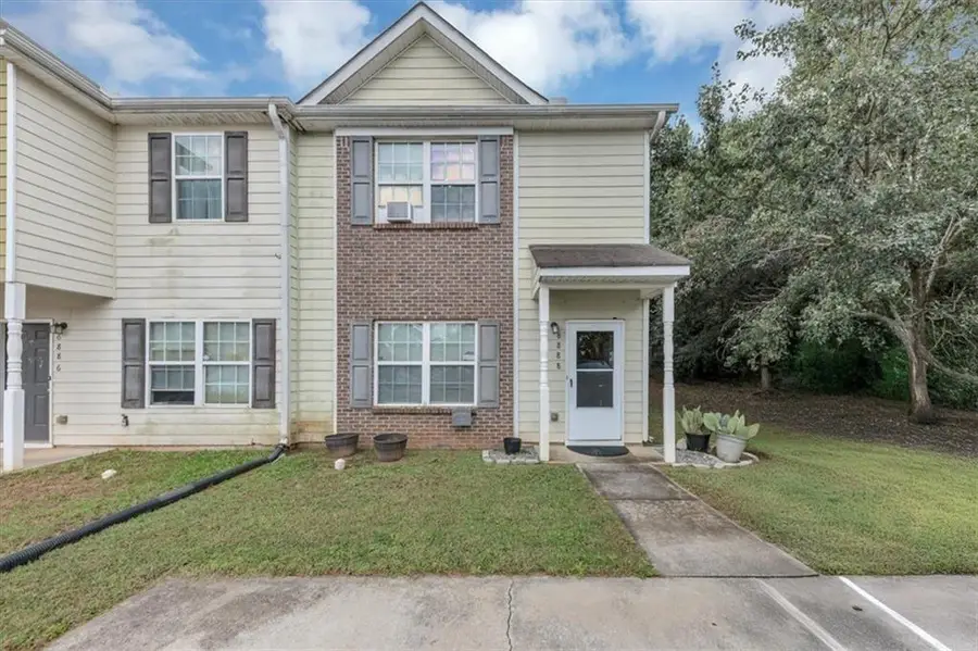 6888 Mountain Circle, Riverdale, GA 30274 - Image #2