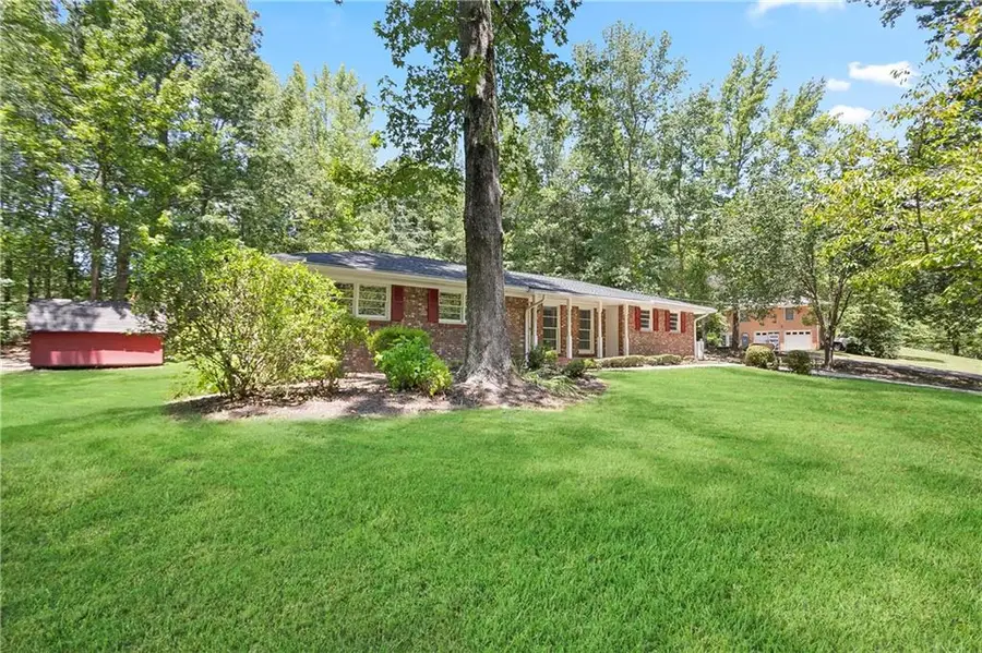 85 Valleybrook Drive, Fairburn, GA 30213 - Image #3