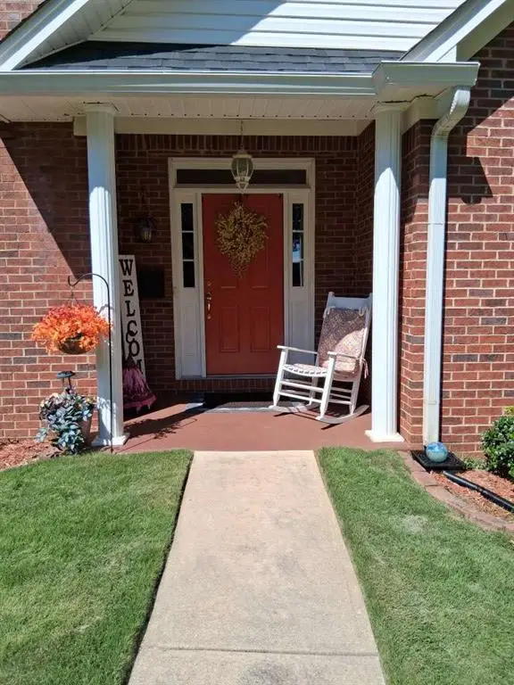 915 Charleston Court, Gainesville, GA 30501 - Image #3