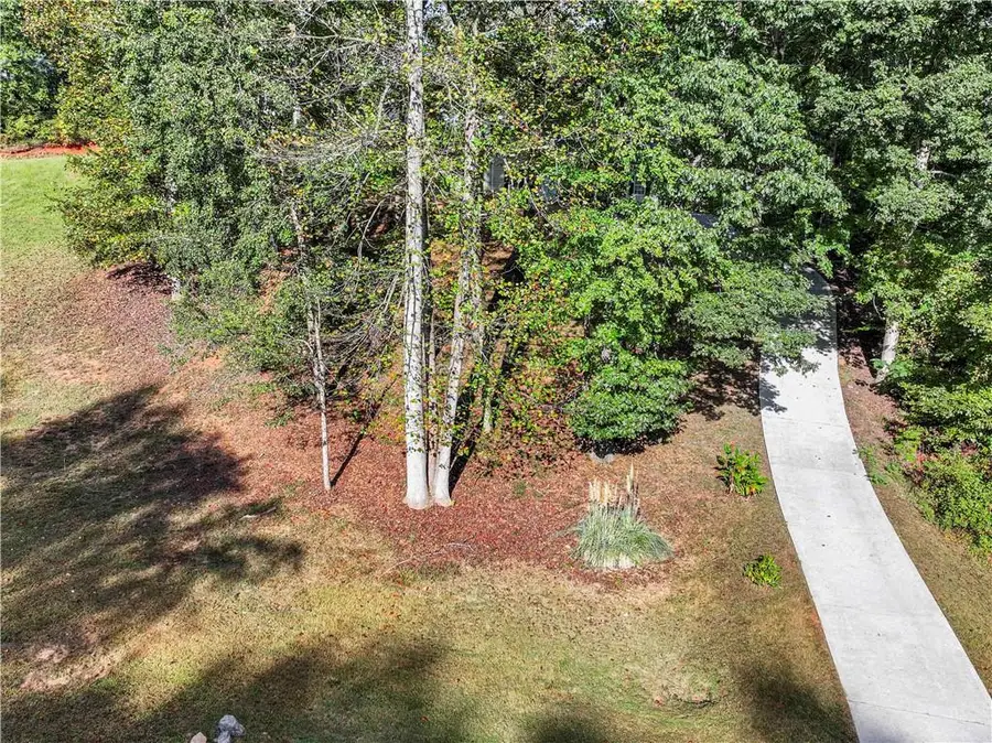 3368 Green Leaf Ln, Gainesville, GA 30507 - Image #2