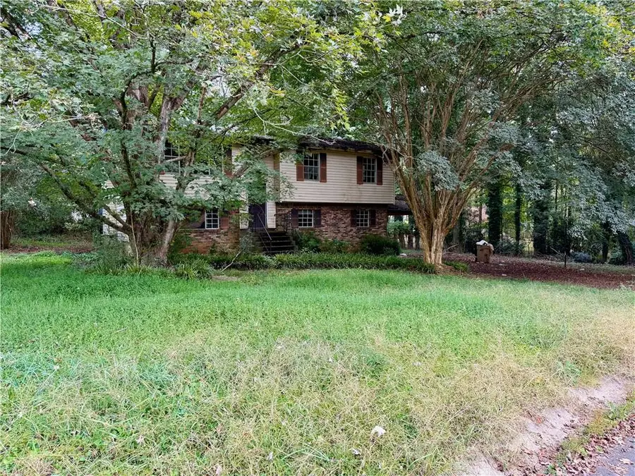 8562 Jarrard Court, Jonesboro, GA 30236 - Image #2