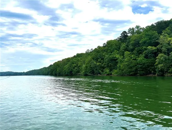 7 Winterberry Lane, Gainesville, GA 30501