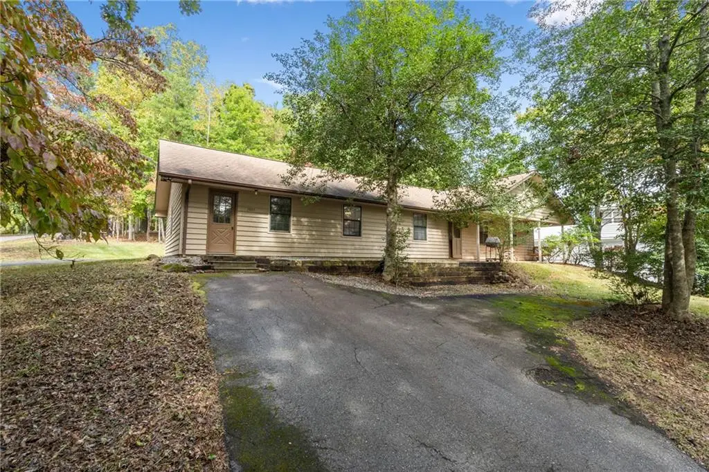 2015 Pine Lake Road, Hiawassee, GA 30546 - Image #1