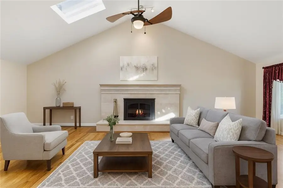 2864 Saint Andrews Way Ne, Marietta, GA 30062 - Image #2