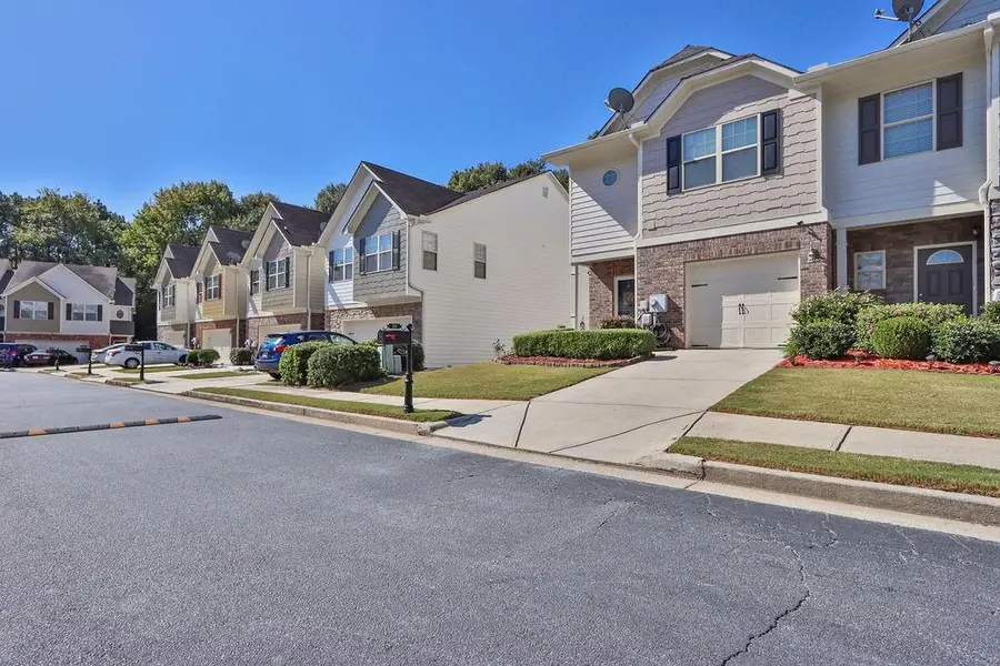 26 Burns View Court, Lawrenceville, GA 30044 - Image #3