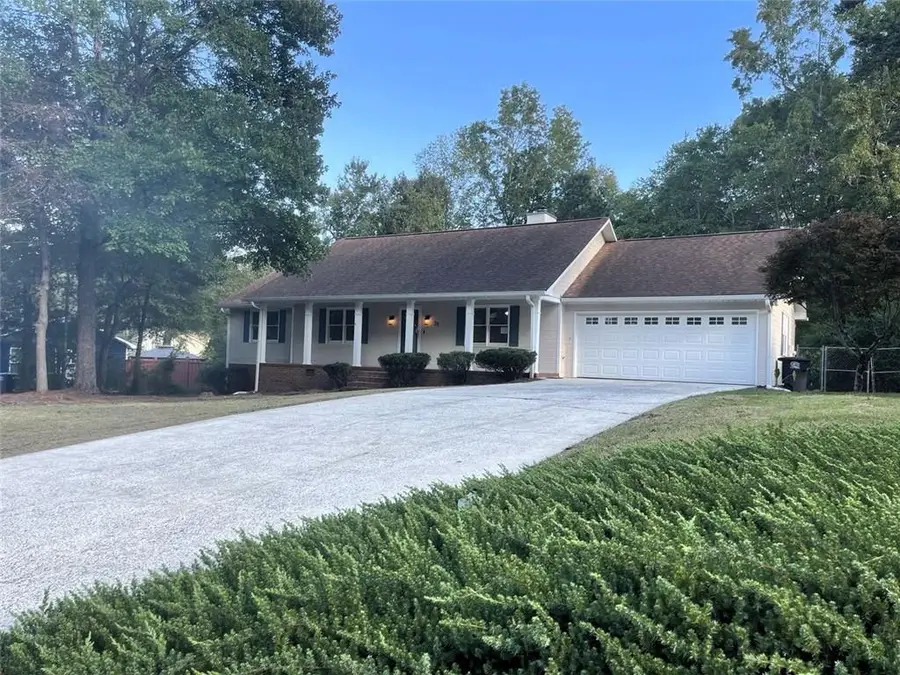 31 Williamsburg Drive Nw, Rome, GA 30165 - Image #2