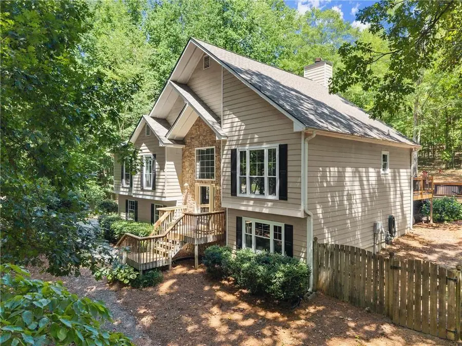 9545 Eagles Landing Drive, Gainesville, GA 30506 - Image #2