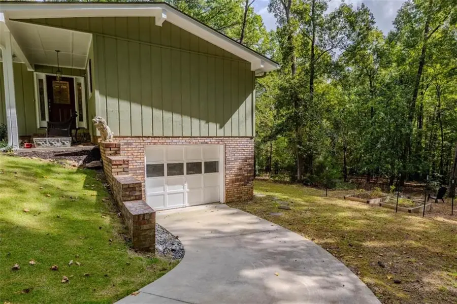 186 Fairview Drive, Rome, GA 30165 - Image #3