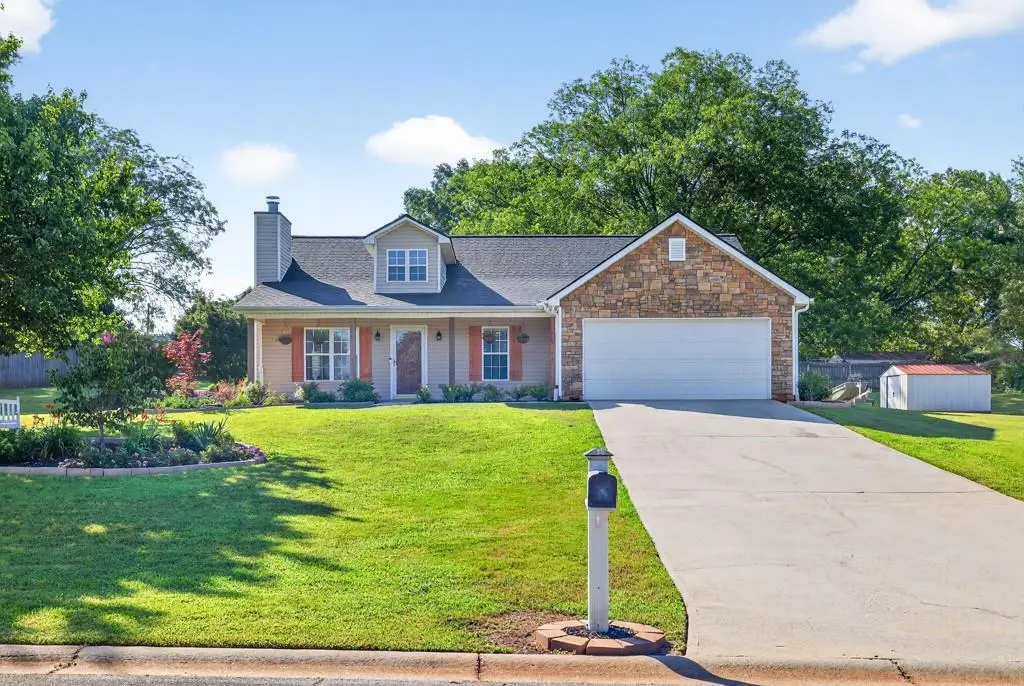 933 Justin Drive, Winder, GA 30680 - Image #1