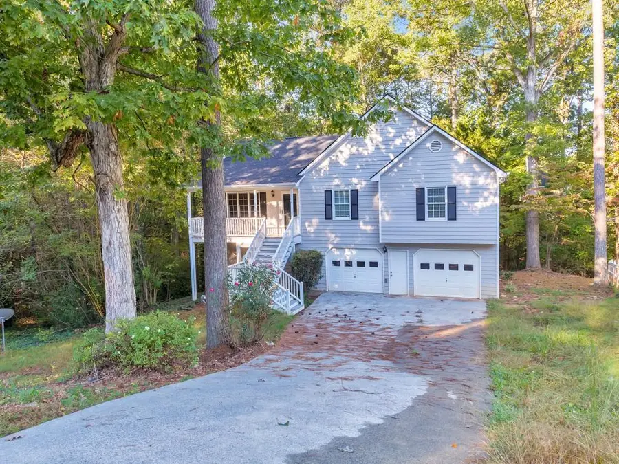 304 Queensbury Walk, Acworth, GA 30102 - Image #2