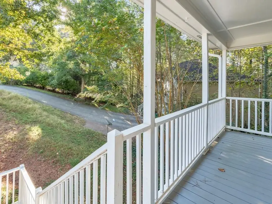 304 Queensbury Walk, Acworth, GA 30102 - Image #3