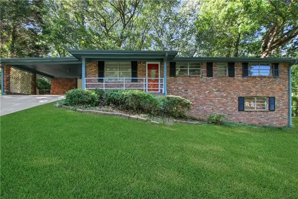 5835 S Bear Drive, Douglasville, GA 30135