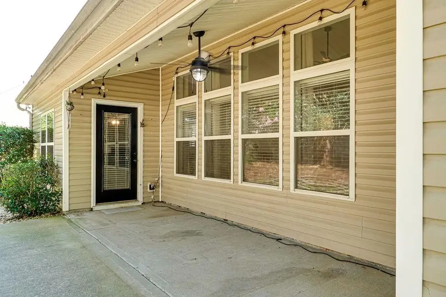2423 Walnut Tree Lane, Buford, GA 30519 - Image #2