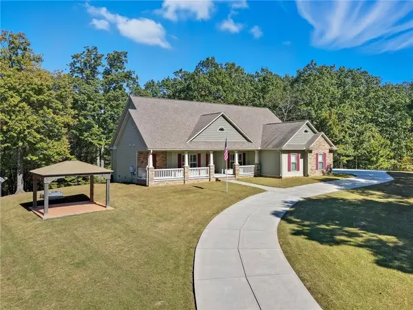 1560 Garland Mountain Trail, Waleska, GA 30183