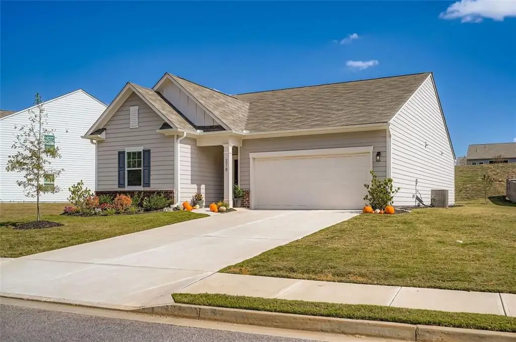 278 Bentwater Way, Hoschton, GA 30548 - Image #1