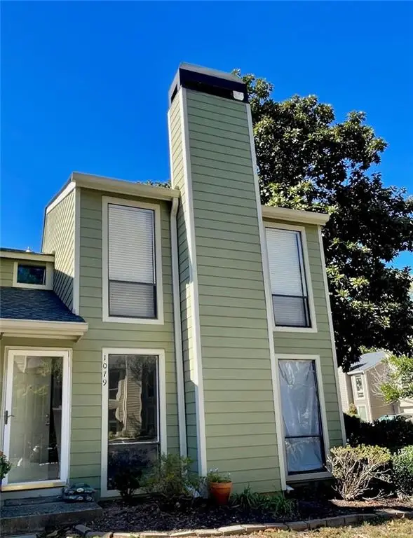1079 Riverbend Club Drive Se #1079, Atlanta, GA 30339 - Image #1